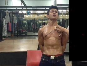 同性恋Twinks在业余视频中体验BDSM和束缚 gay hot porn muscle