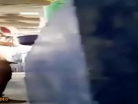 亚洲人一起在以军事为主题的视频中一起洗澡 japan gay porn public