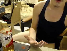 亚洲独奏同性恋表演 hot handsome indian gay porn