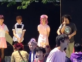 日本男孩出来在更衣室里 str8boys japan gay porn