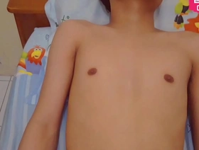 年轻人被日本漫画和自慰打开 chinese gay porn hd