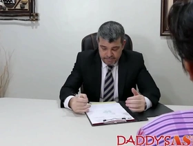 瘦亚洲twink在工作场所中肛门肛门 japan gay porn gif