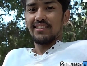 同性恋业余的玩具使自己愉悦 korean bl gay porn