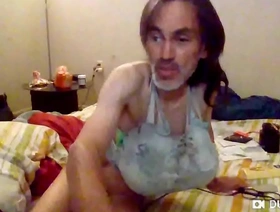 同性恋亚洲交叉压榨机体验与假阳具的强烈肛门 threesome hot gay porn