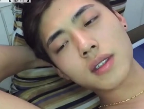 亚洲男孩的汇编，用可爱的魅力和热身体自慰 gay porn chinese glaze