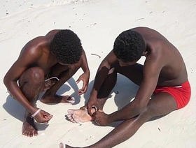 黑色同性恋Twinks Samuel和Wilson从事生育 japan gay jav porn