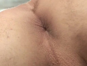 年轻而有吸引力的拉丁美洲人twinks贾斯汀和马丁沉迷于屁股，作为他们亲密接触的感官前奏。 best japan blithe porn