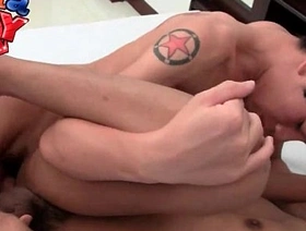 亚洲Twink的鞍冒险以射液结束 gay porn hot hairy