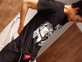 年轻的拳击手同性恋者在热视频中一起抽搐 gay porn big dick korean