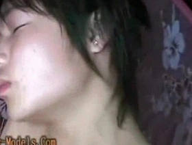 束缚中的同性恋亚洲男孩接受打手枪 unconcerned porn indo hot