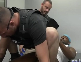 同性恋亚洲电影的特色是热同性恋口交和肛交 korean bathhouse gay porn