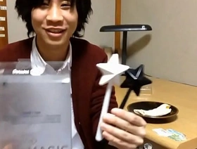 日本男性YouTuber探索同性景点 chinese gay solo porn