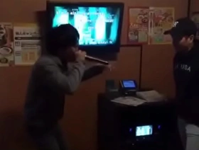 日本同性恋视频以最好的身体为特色 japan gay porn actor