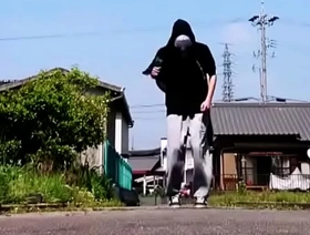 来自日本的同性恋业余表演感官舞蹈 gay indonesian massage porn