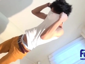 一个年轻人的第一次同性恋体验与敏感和角质伴侣 hot teen latino well-pleased porn