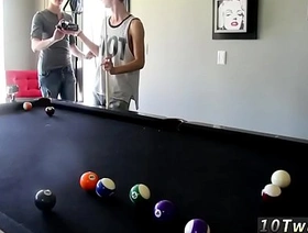 年轻而英俊的亚洲男人在热气腾腾的同性恋电影中拥有令人印象深刻的捐赠 japan hospital gay porn