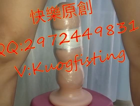 Soloboy用WSSJK对接插头和拳头探索极端的乐趣 chinese dad gay porn