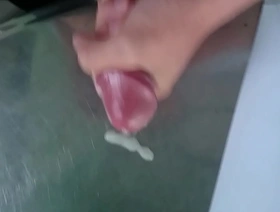 同性恋越南人的独奏游戏结束于桌桌高潮 japan time freeze gay porn