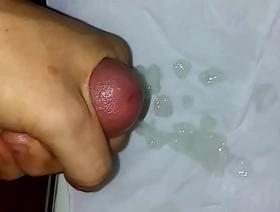 亚洲独奏男孩用石油愉悦自己 gay korean cam porn