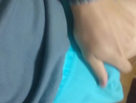 亚洲男孩的独奏与茶和阴茎 japan gay porn no fuzz